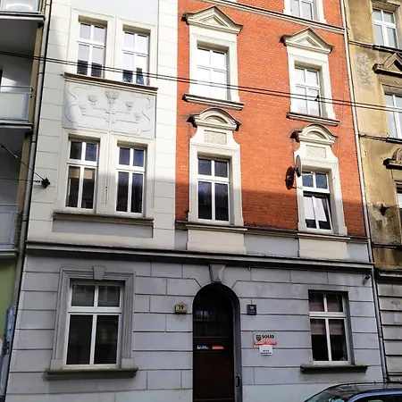 Strzelecka 19 * Poznań