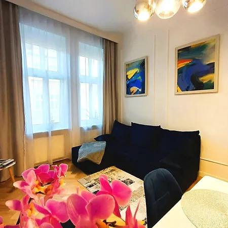 Strzelecka 19 Appartement *